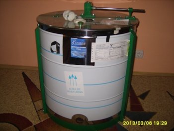 S8000750 A.JPG