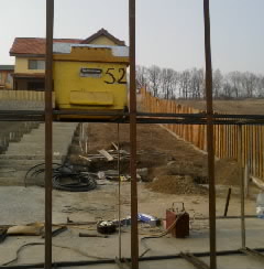 10032012077-001.jpg